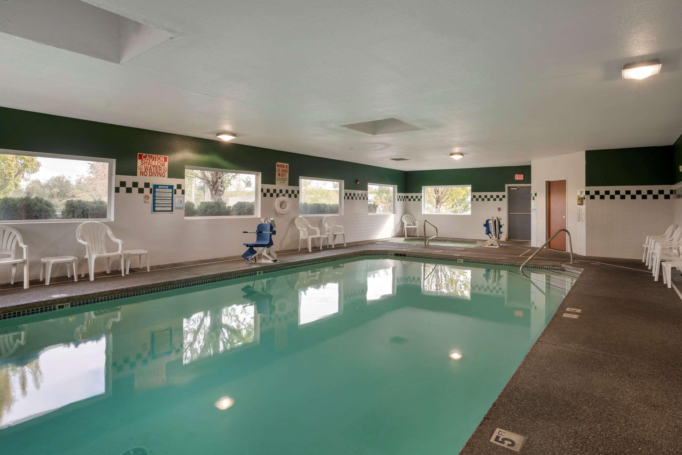 Comfort Inn & Suites Сейлем Экстерьер фото